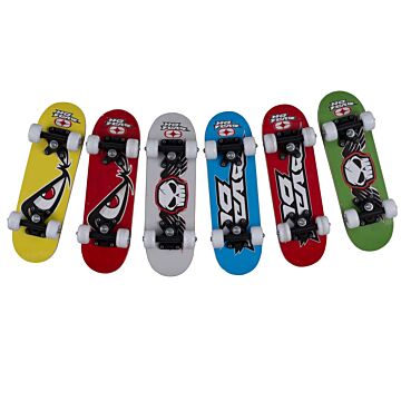 No Fear Skateboard 120 x 127 x 430 mm in Grijs / Blauw / Rood / Groen / Geel